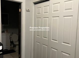 40 Anderson St APT 4P, Boston, MA 02114