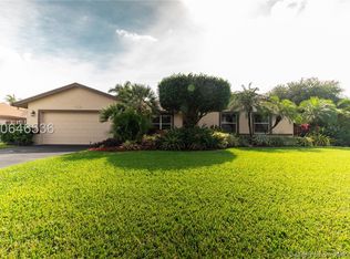 3901 Lymestone Dr, Cooper City, FL 33026