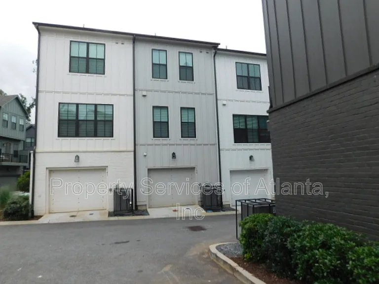 139 Pacer Pl — Photo 29