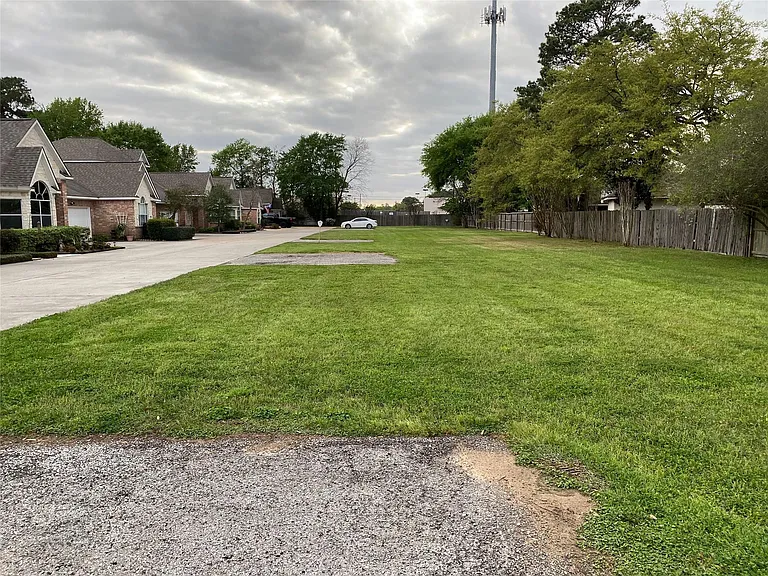 10723 Norchester Village Dr — Photo 35
