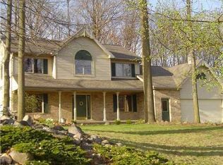 3698 Duxbury Ln, Lansing, MI 48906
