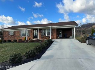 585 Fulton Rd, Harrogate, TN 37752