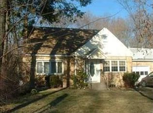 2471 Troy Schenectady Rd, Niskayuna, NY 12309