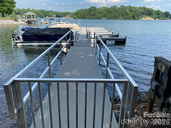 5th image of 8436 Marina Ln