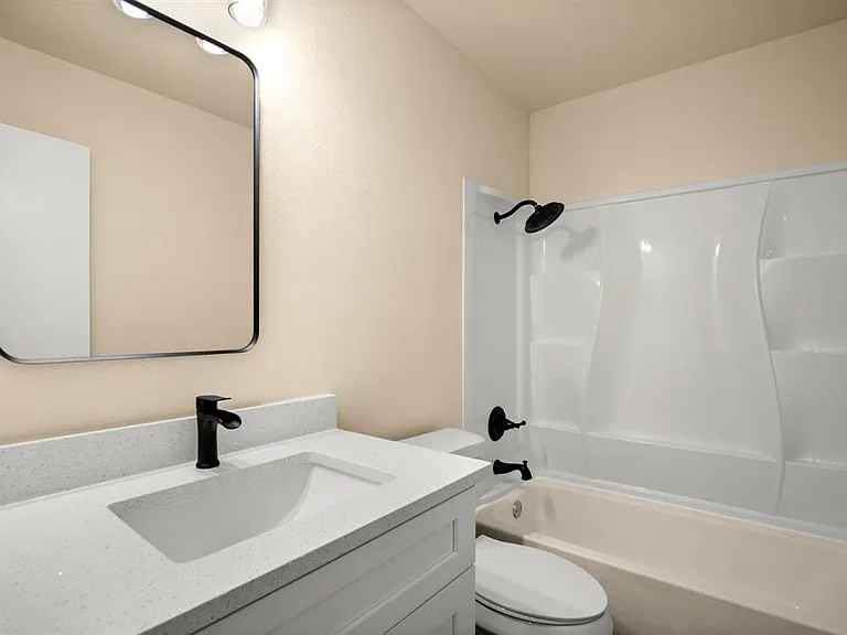 10711 Lanshire Dr #A — Photo 11