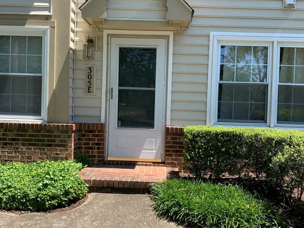 305 Wimbledon Chase, Chesapeake, VA 23320