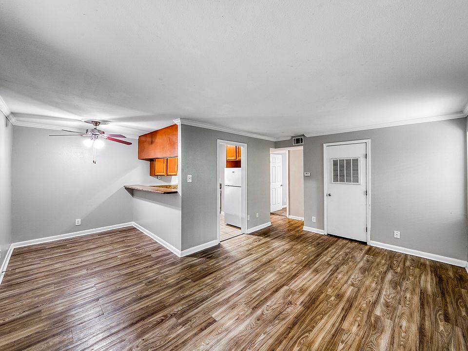 1st image of 1901 Lafayette St #103