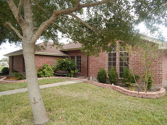 3rd image of 4034 Nichols Dr