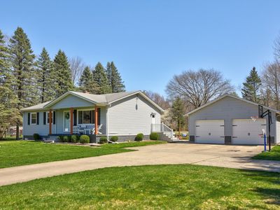 11779 S Block Rd, Birch Run, MI, 48415