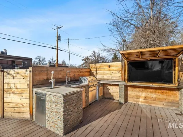 1513 N 12th St, Boise, ID 83702