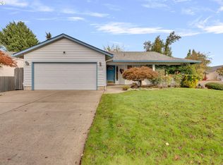 16818 SE 18th St, Vancouver, WA 98683