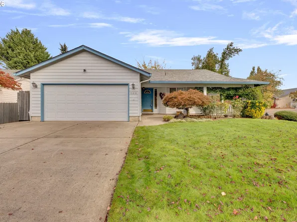 16818 SE 18th St, Vancouver, WA 98683