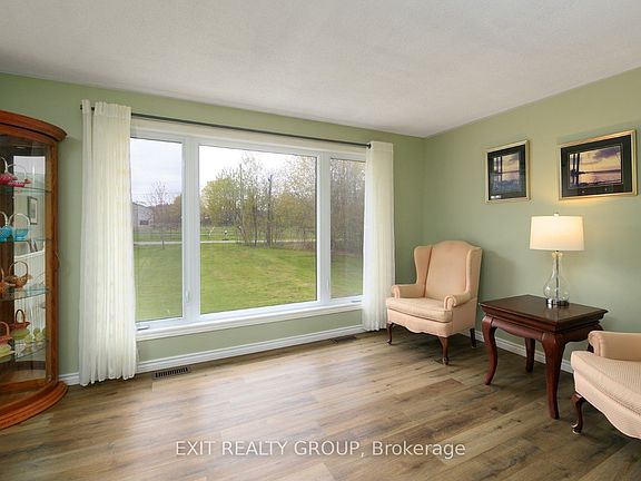 5th image of 1625 Old Wooler Rd