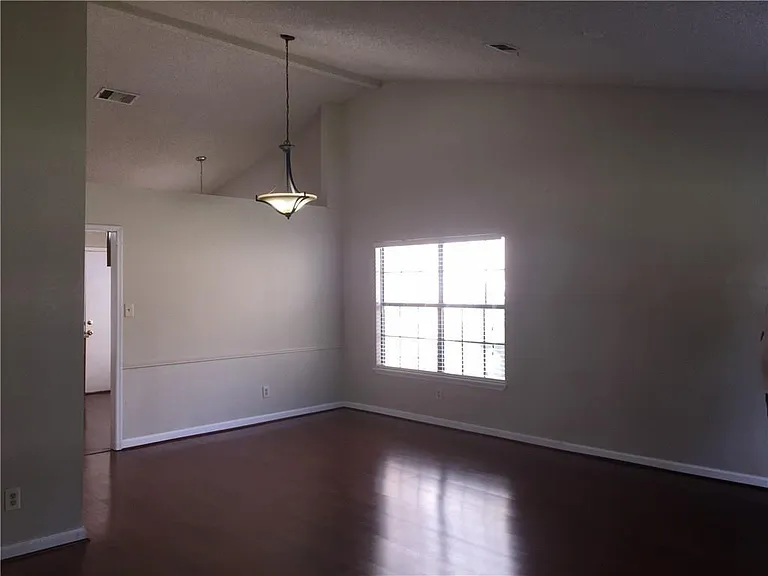 4513 Keys Dr — Photo 4