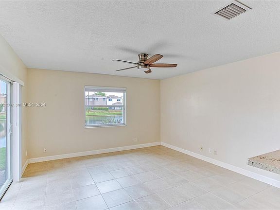 4th image of 9471 NW 54th St