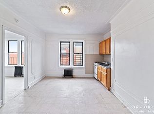 920 72nd St APT 4D, Brooklyn, NY 11228
