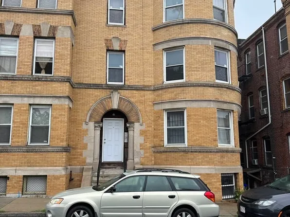 35 Vine St, Roxbury, MA 02119