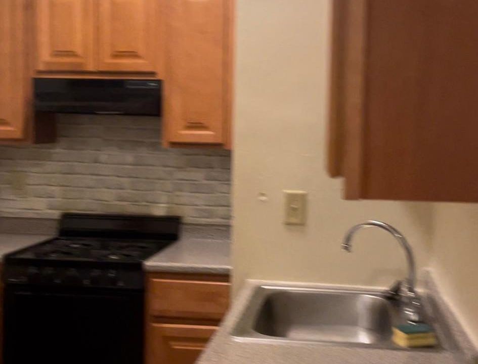 1st image of 223 Essex St APT 32