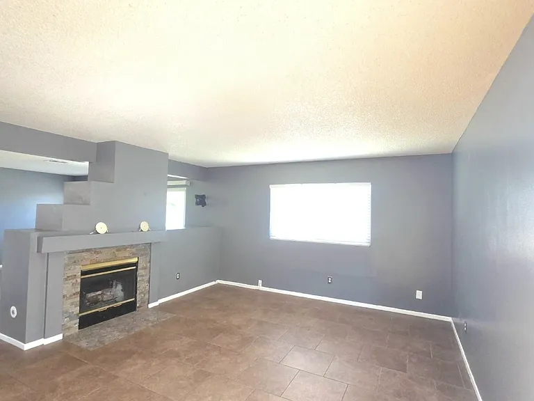 621 E Avenue J12 — Photo 2