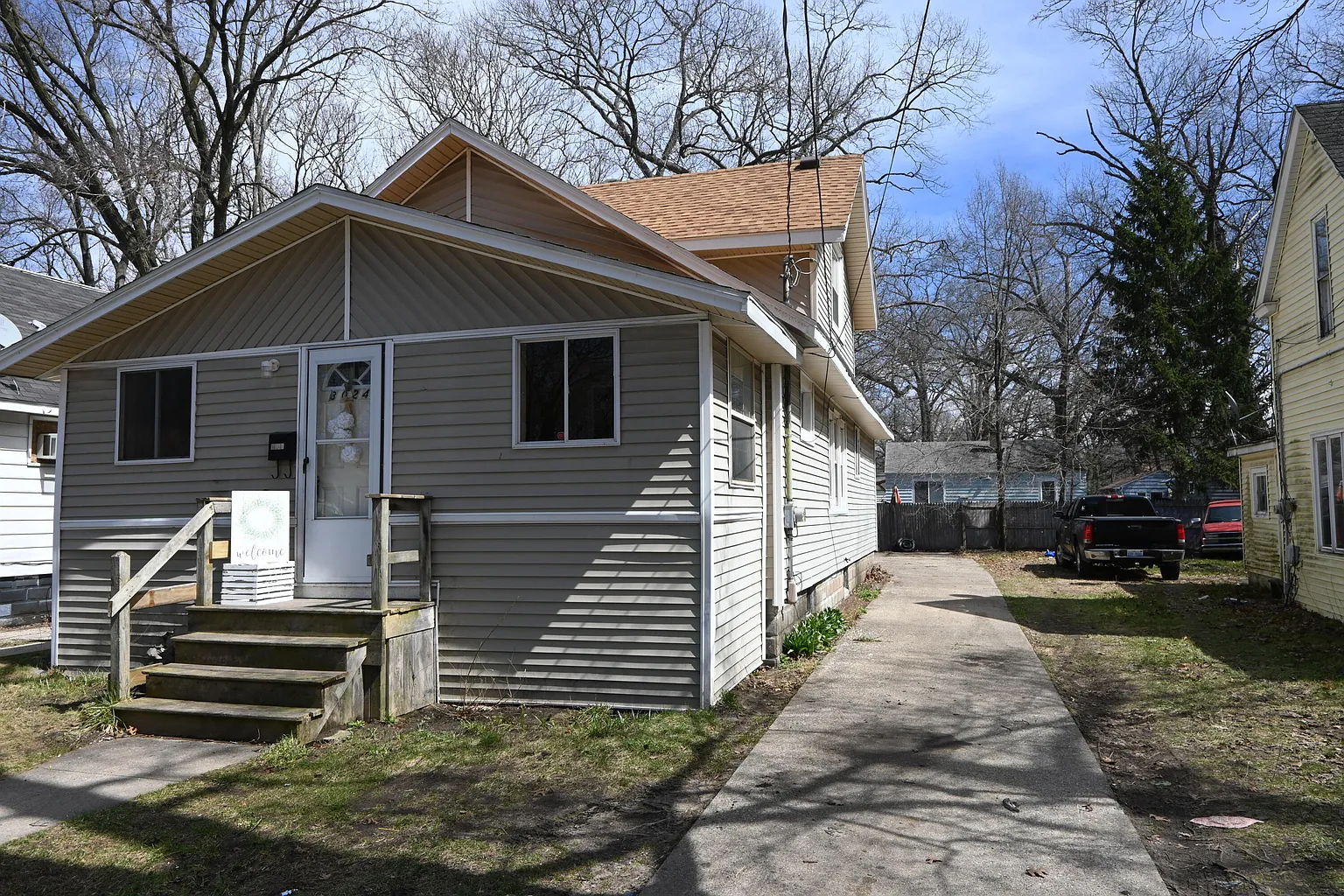 3024 Highland St photo 1