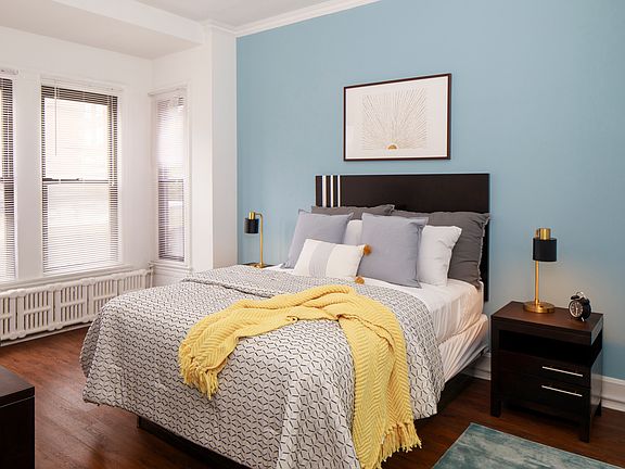 4 Bedroom Hamilton Court