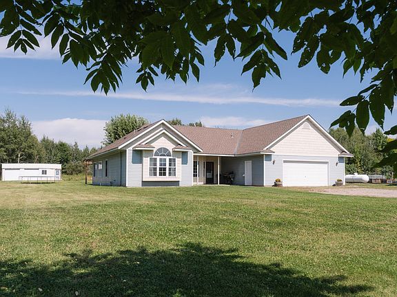 3rd image of 14586 Lynx Rd