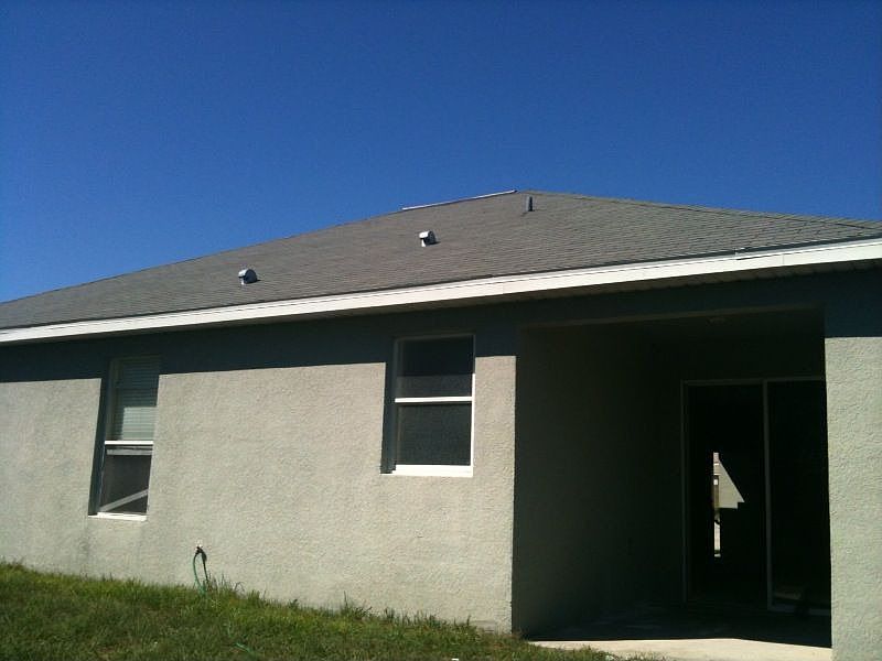 2nd image of 330 E Idlewild Ave