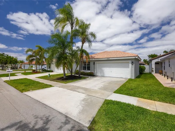 2737 SW 177th Ave, Miramar, FL 33029