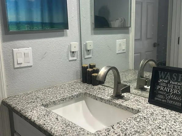 7602 Savannah Ln #1, Tampa, FL 33637