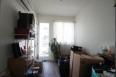 Rented by Rennit Inc.