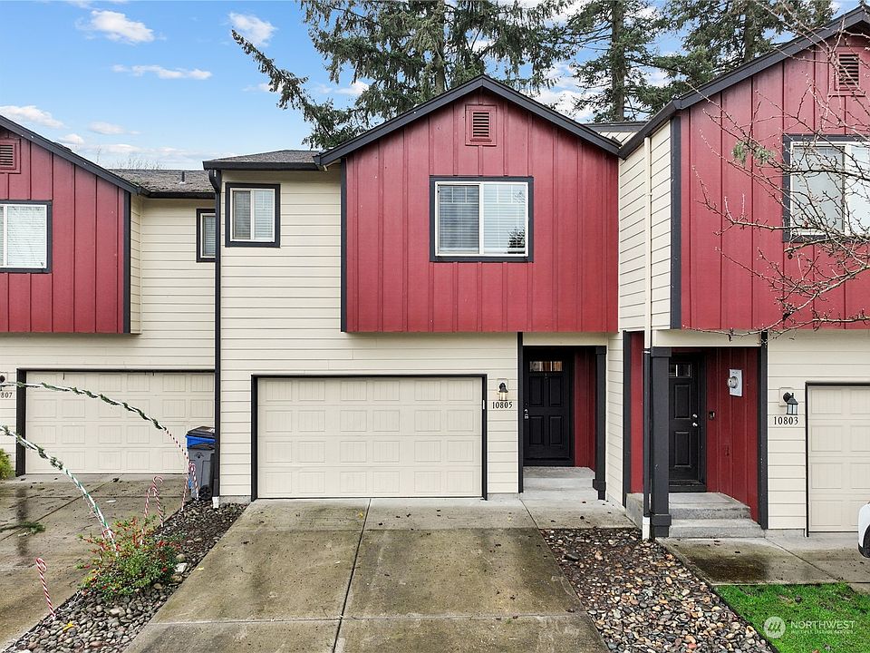 1st image of 10805 NE 8th Circle