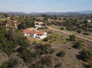 2501 Via Rancheros Way, Fallbrook, CA 92028