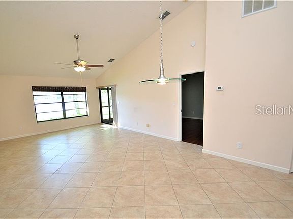 5th image of 3958 Mermoor Dr