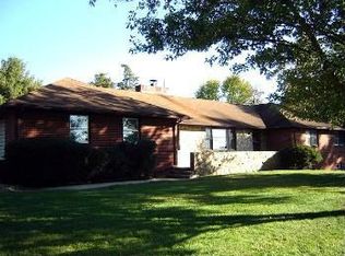 13 Viburnum Dr, Waynesboro, VA 22980