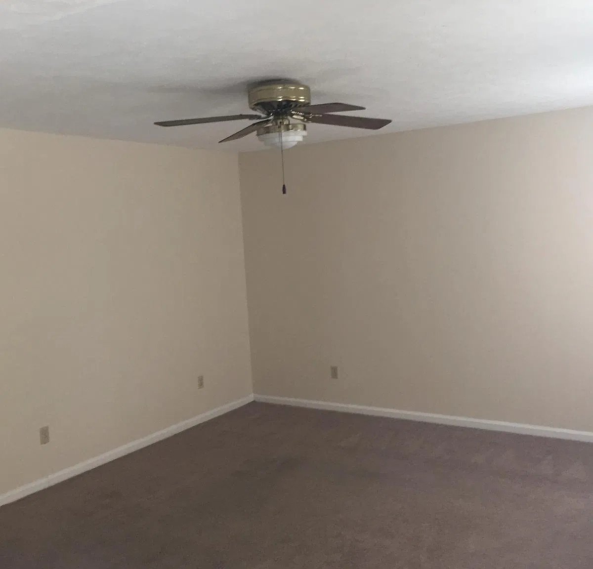 2 bed, 2.5 bath, $1,200 — Photo 2