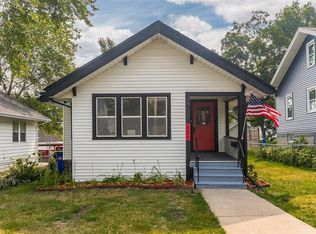 822 18th St SE, Cedar Rapids, IA 52403