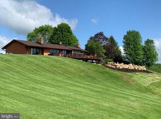 7331 Dudie Rd, Marshall, VA 20115