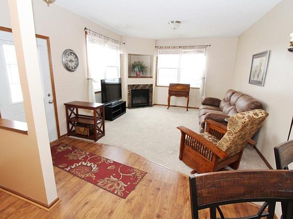 3rd image of 15578 Empress Ave N Unit 1