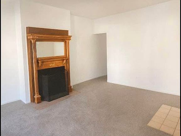 3rd image of 811 Gorsuch Ave Unit 1
