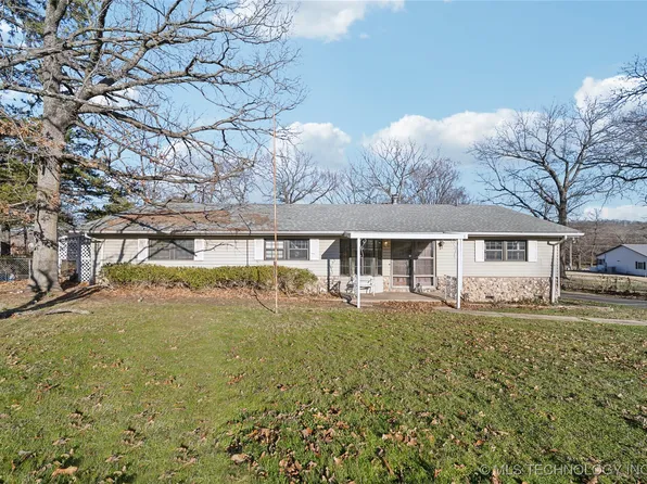 244 Covey Ln, Locust Grove, OK 74352