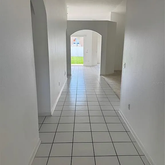 128 Westmoreland Cir — Photo 3