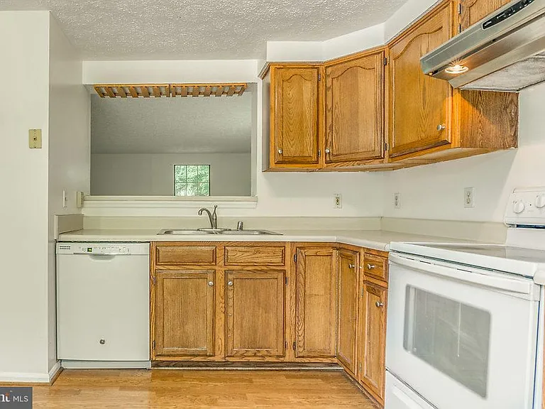 13900 Winding Ridge Ln — Photo 5
