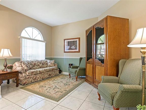 4th image of 19005 Dove Creek Dr