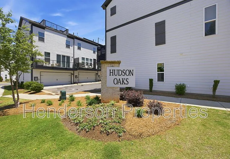 3008 Oak Landing Dr — Photo 35