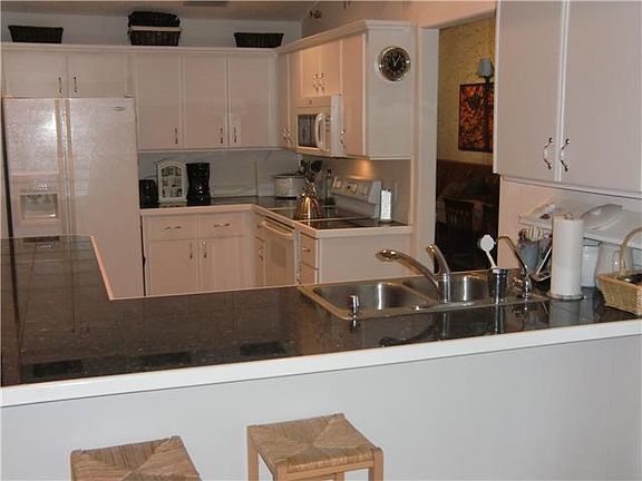 5th image of 15431 N 105th Drive