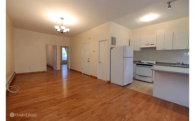 Rented by Douglas Elliman | media 15