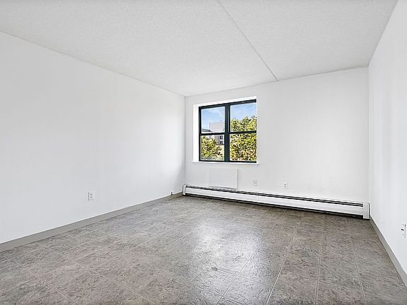 4th image of 1919 Madison Ave APT 509