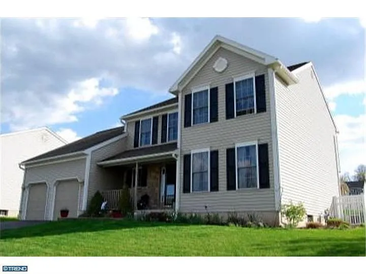 2 Baker Ln photo 1