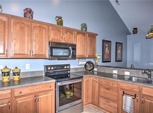 111 Bridgemor Ln, Mooresville, IN