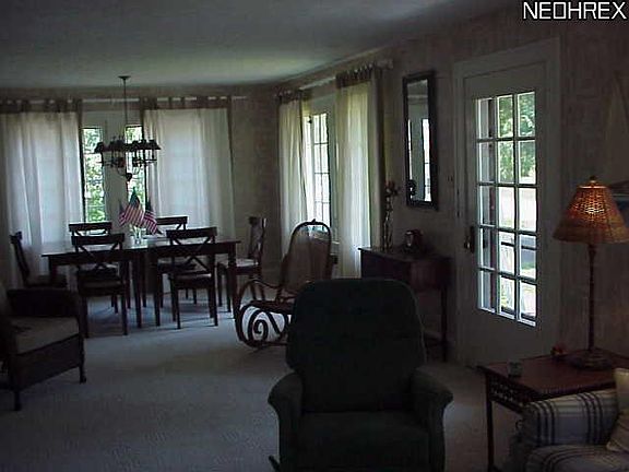 2nd image of 297 Briarwood Blvd